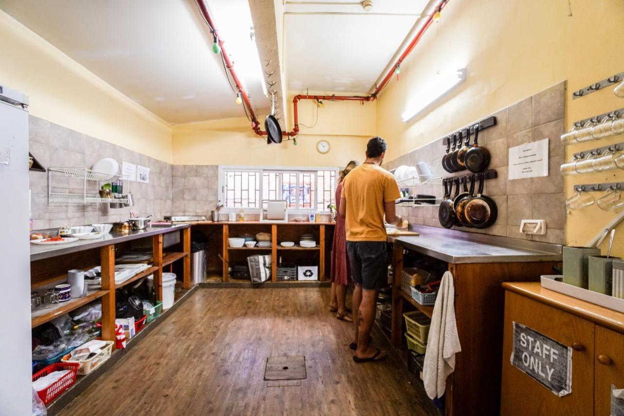 Hayarkon Hostel Tel Aviv Exterior photo